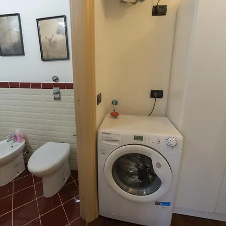 Διαμέρισμα Casa Bullona Bilocale Tranquillo Ottima Posizione *