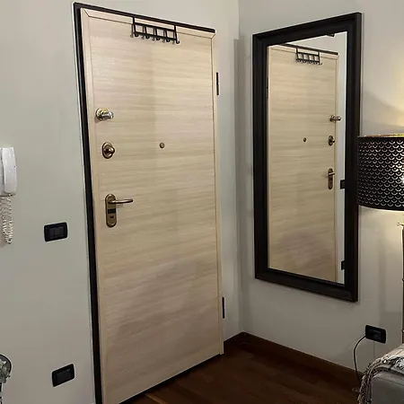 Casa Bullona Bilocale Tranquillo Ottima Posizione Διαμέρισμα Μιλάνο
